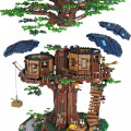21318 LEGO  Ideas Metsamajake